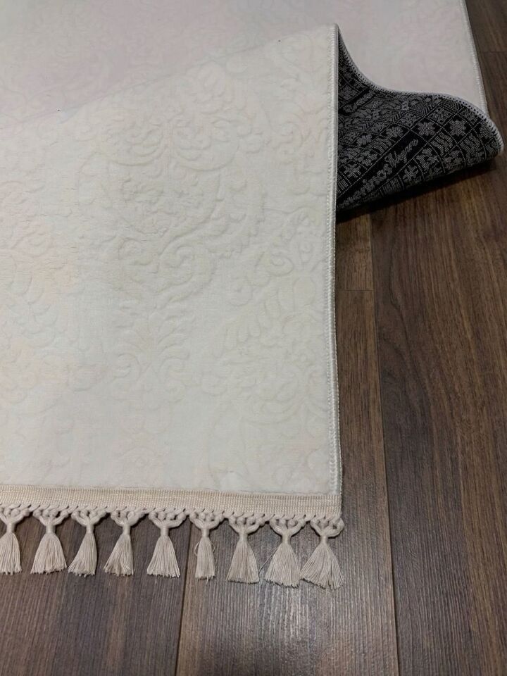 Krem Kaymaz Taban Pon Pon Saçaklı Yıkanabilir Salon Halısı Mutfak Halısı Yolluk 80 x 850 - Krem