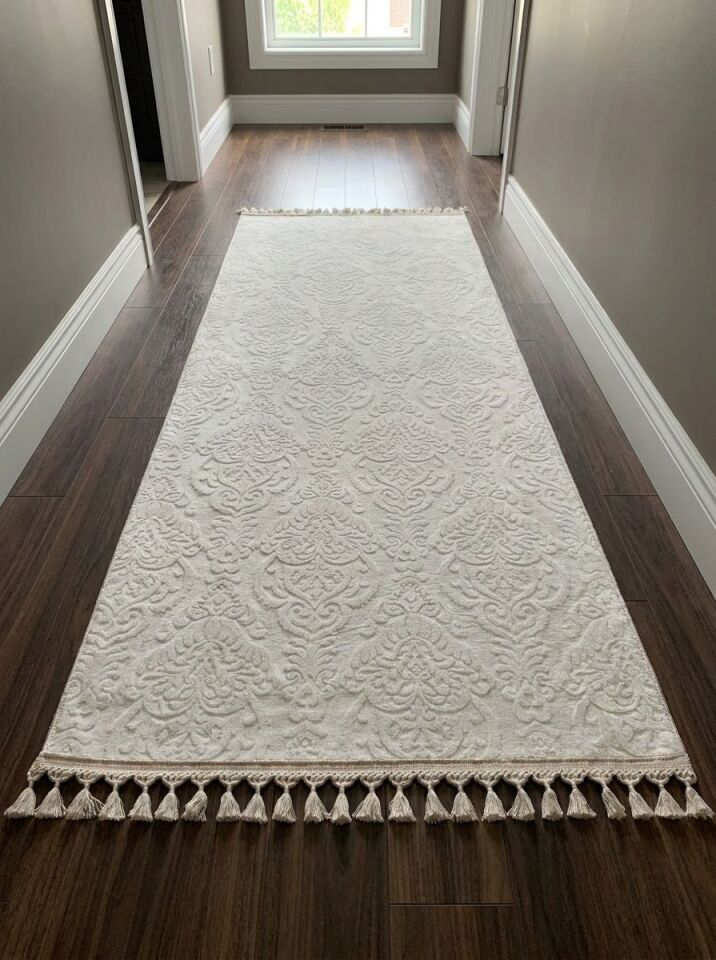 Krem Kaymaz Taban Pon Pon Saçaklı Yıkanabilir Salon Halısı Mutfak Halısı Yolluk 150 x 550 - Krem