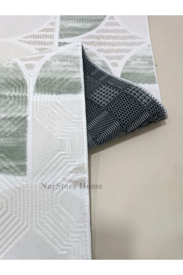 Dinar Geometrik Desen Saçaklı Yeşil Kaymaz Taban Yıkanabilir Kesme Yolluk Halı Krem - 150 X 250