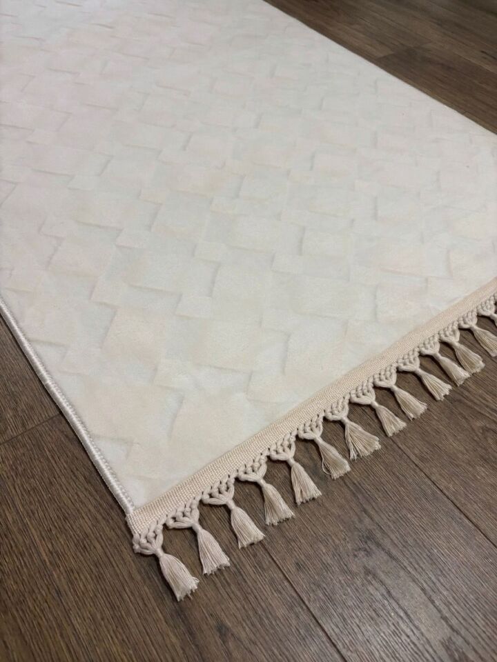 Krem Kaymaz Taban Pon Pon Saçaklı Yıkanabilir Salon Halısı Mutfak Halısı Yolluk Krem - 120 x 850