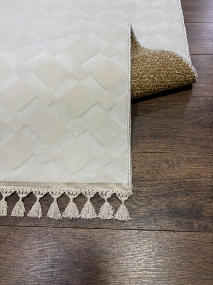 Krem Kaymaz Taban Pon Pon Saçaklı Yıkanabilir Salon Halısı Mutfak Halısı Yolluk Krem - 150 x 275