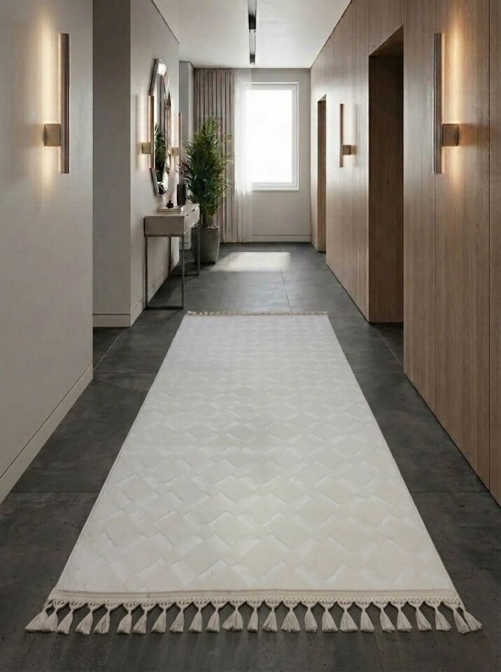 Krem Kaymaz Taban Pon Pon Saçaklı Yıkanabilir Salon Halısı Mutfak Halısı Yolluk 150 x 800 - Krem