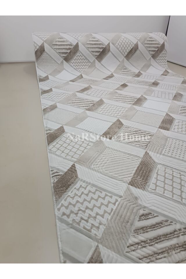 Dinar Motif Bej Kahverengi Kaymaz Taban Kesme Yolluk Halı Modern Desen Kahverengi - 80 X 450