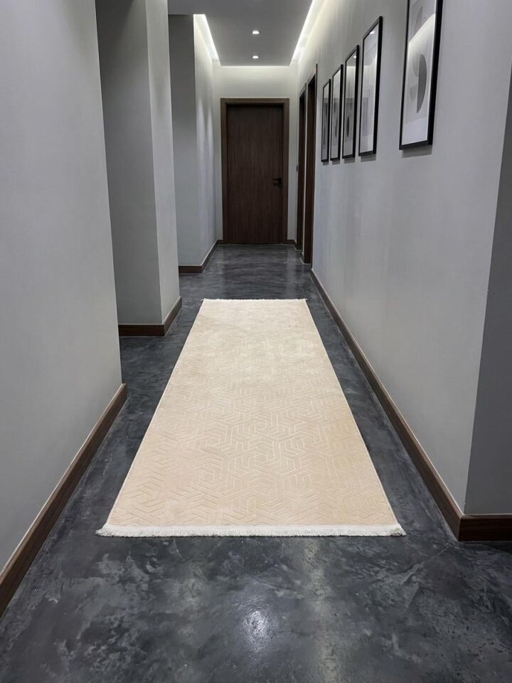 Dinar Armoni Saçaklı Kaymaz Tabanlı Kesme Kabartmalı Yıkanabilir Salon Koridor Halı Yolluk 100 x 850 - BEJ